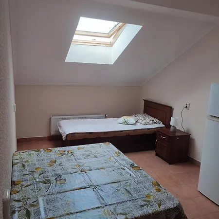 Doba - центр - бограч 2 спальні 5 міс завжди тепла !